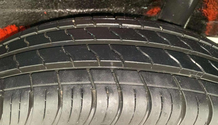 2022 Maruti S PRESSO VXI+, Petrol, Manual, 1,327 km, Left Rear Tyre Tread