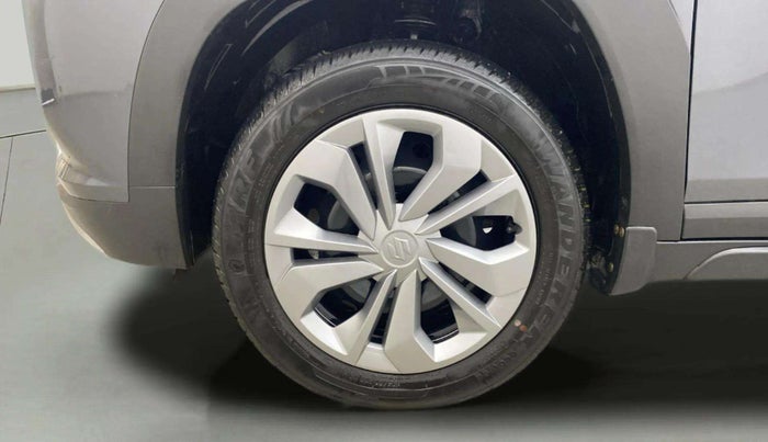 2024 Maruti FRONX SIGMA 1.2 MT, Petrol, Manual, 3,869 km, Left Front Wheel
