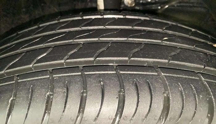 2024 Maruti FRONX SIGMA 1.2 MT, Petrol, Manual, 3,869 km, Right Front Tyre Tread