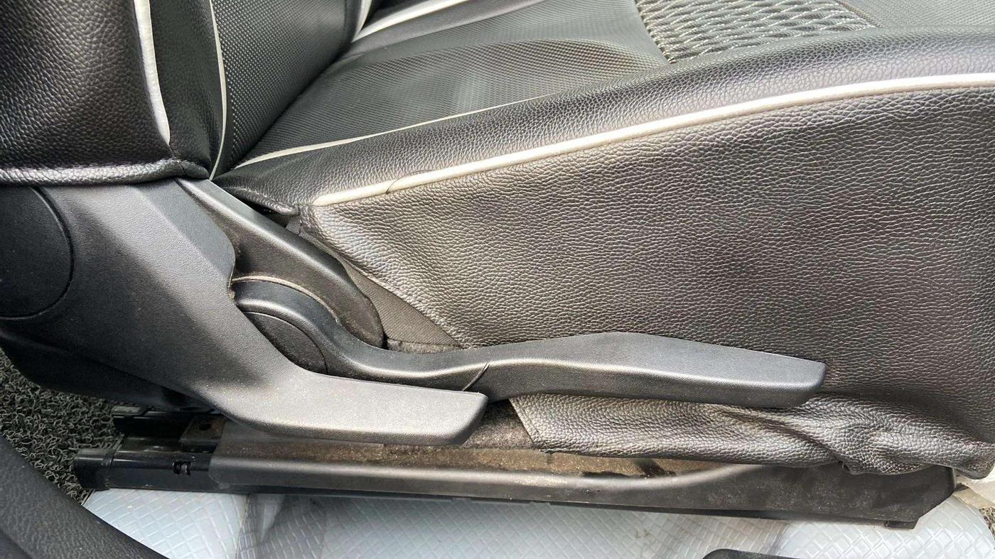 2022 Maruti Baleno ZETA PETROL 1.2, Petrol, Manual, 29,544 km, Driver Side Adjustment Panel