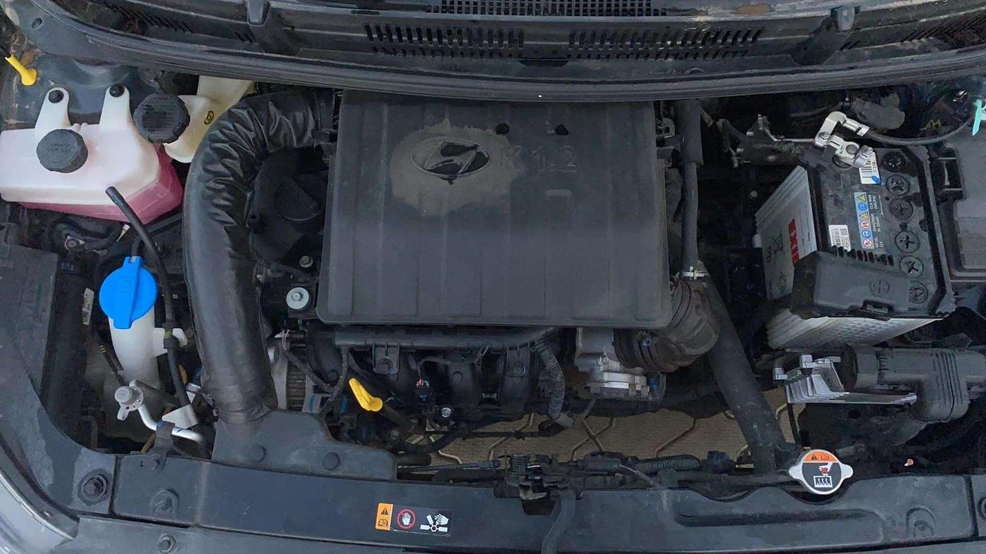 2024 Hyundai GRAND I10 NIOS SPORTZ AMT 1.2 KAPPA VTVT, Petrol, Automatic, 19,490 km, Open Bonet