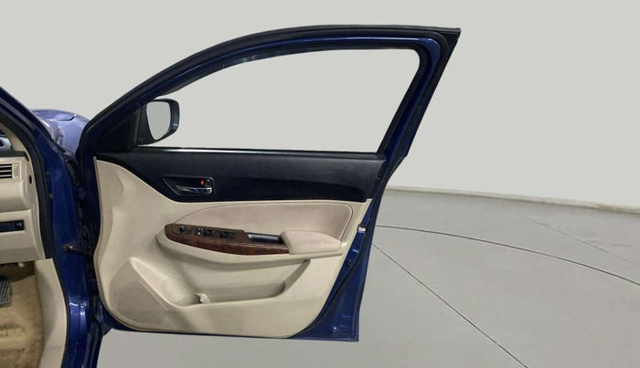 2018 Maruti Dzire VXI, Petrol, Manual, 28,784 km, RHS Front Door