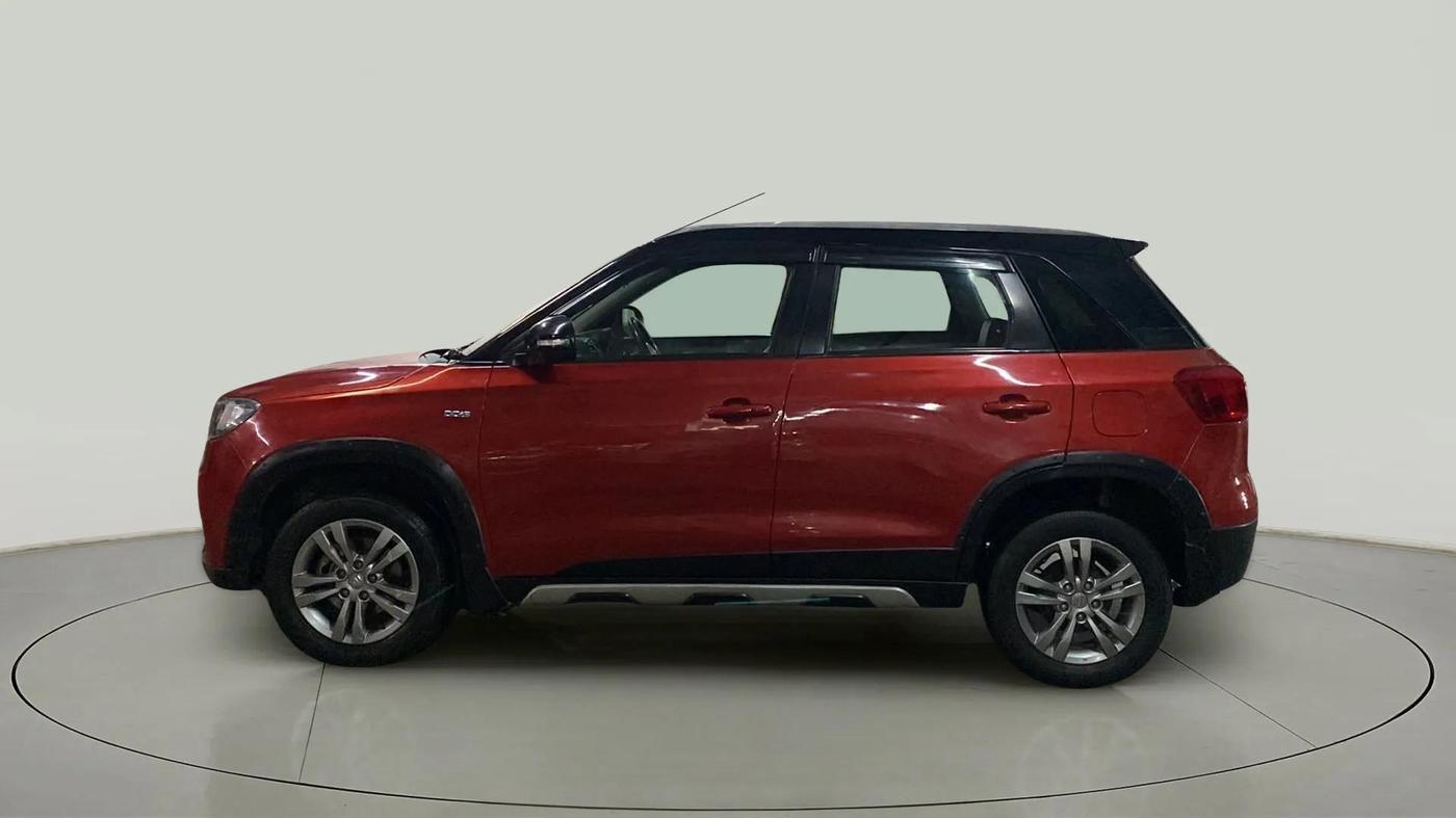 2017 Maruti Vitara Brezza ZDI PLUS DUAL TONE, Diesel, Manual, 98,175 km, Left Side