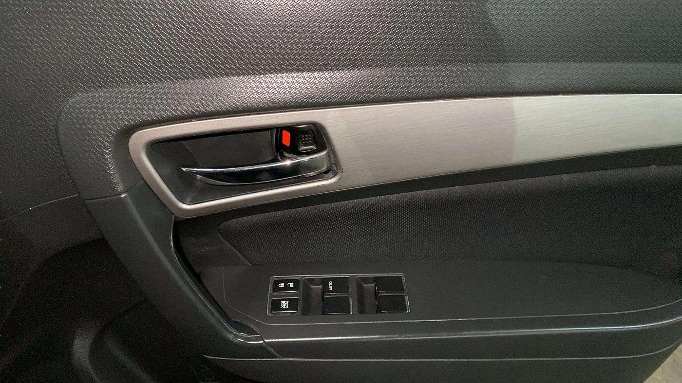 2017 Maruti Vitara Brezza ZDI PLUS DUAL TONE, Diesel, Manual, 98,175 km, Driver Side Door Panels Control