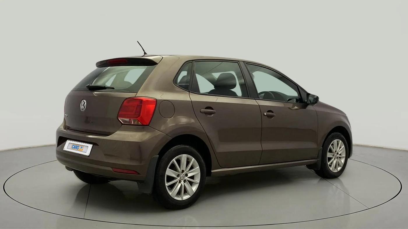 2016 Volkswagen Polo HIGHLINE1.2L, Petrol, Manual, 90,889 km, Right Back Diagonal