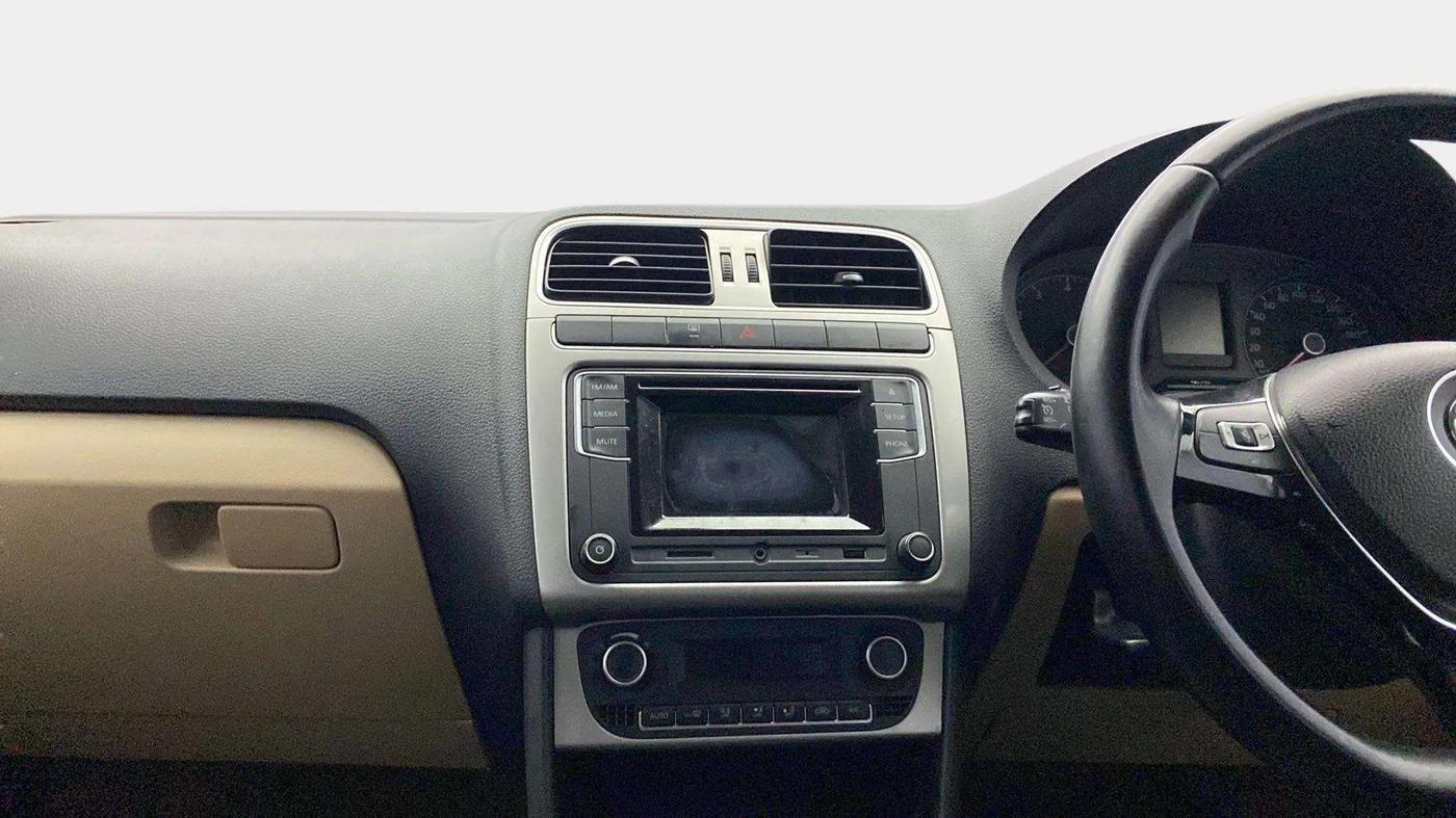 2016 Volkswagen Polo HIGHLINE1.2L, Petrol, Manual, 90,889 km, Air Conditioner