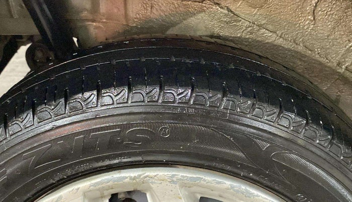 2015 Maruti Wagon R 1.0 VXI, Petrol, Manual, 35,155 km, Right Rear Tyre Tread