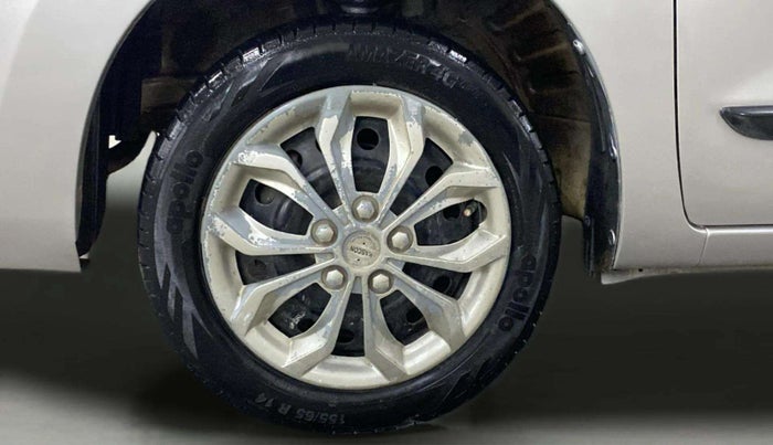 2015 Maruti Wagon R 1.0 VXI, Petrol, Manual, 35,155 km, Left Front Wheel