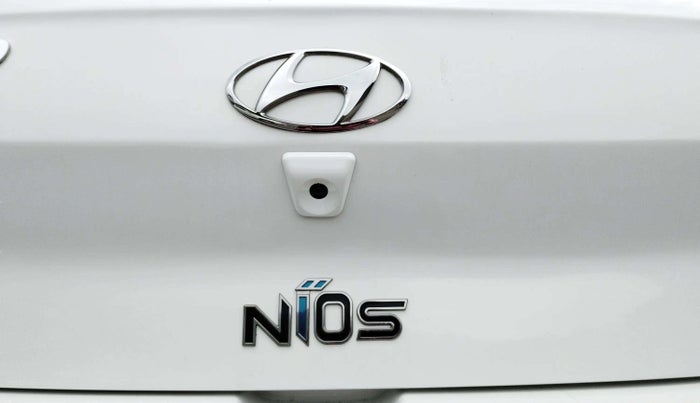 2019 Hyundai GRAND I10 NIOS SPORTZ AMT 1.2 KAPPA VTVT, Petrol, Automatic, 67,622 km, Parking Camera