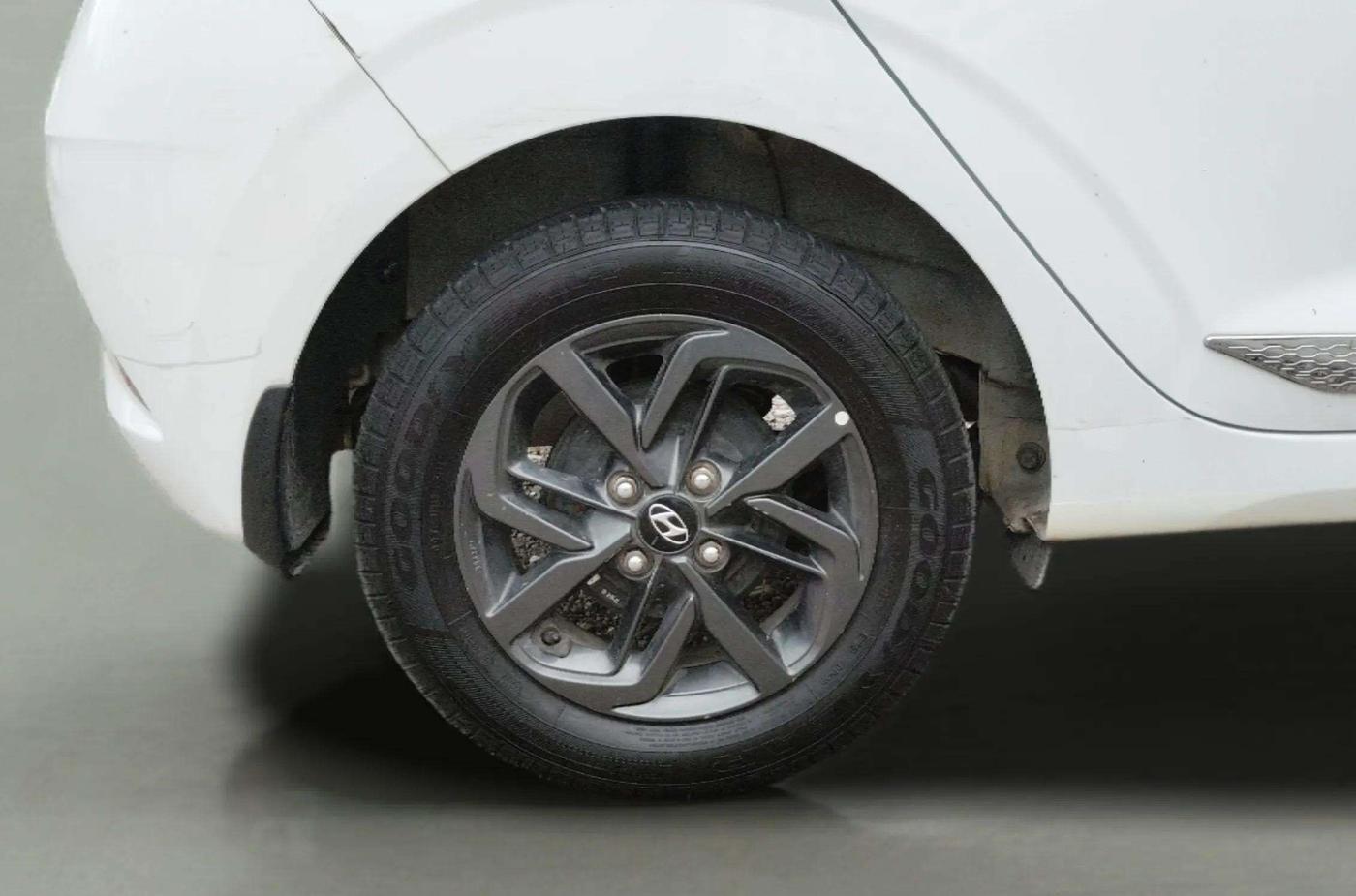 2019 Hyundai GRAND I10 NIOS SPORTZ AMT 1.2 KAPPA VTVT, Petrol, Automatic, 67,622 km, Right Rear Wheel