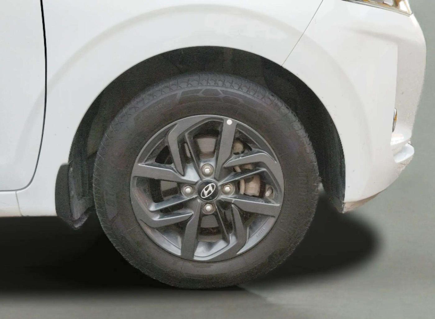 2019 Hyundai GRAND I10 NIOS SPORTZ AMT 1.2 KAPPA VTVT, Petrol, Automatic, 67,622 km, Right Front Wheel