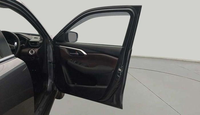 2024 Maruti Grand Vitara DELTA SMART HYBRID, Petrol, Manual, 6,698 km, RHS Front Door