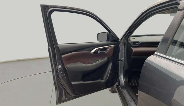 2024 Maruti Grand Vitara DELTA SMART HYBRID, Petrol, Manual, 6,698 km, LHS Front Door