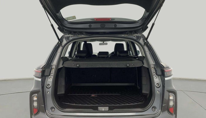2024 Maruti Grand Vitara DELTA SMART HYBRID, Petrol, Manual, 6,698 km, Boot Open Zoomed View