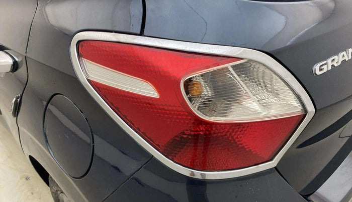 2021 Hyundai GRAND I10 NIOS SPORTZ 1.2 KAPPA VTVT, Petrol, Manual, 45,772 km, Right tail light - Chrome has minor damage
