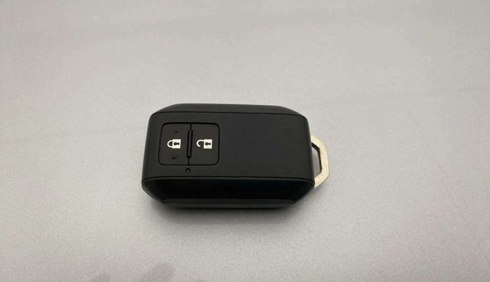 2023 Maruti Grand Vitara ZETA SMART HYBRID, Petrol, Manual, 14,769 km, Key Close Up