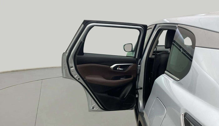 2023 Maruti Grand Vitara ZETA SMART HYBRID, Petrol, Manual, 14,769 km, LHS Rear Door