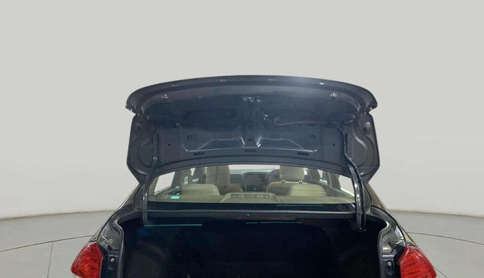 2016 Maruti Ciaz VXI+, Petrol, Manual, 64,574 km, Boot Door Open