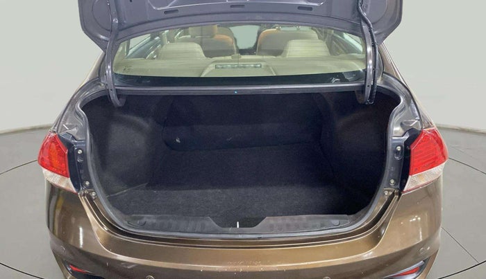 2016 Maruti Ciaz VXI+, Petrol, Manual, 64,574 km, Boot Open Zoomed View