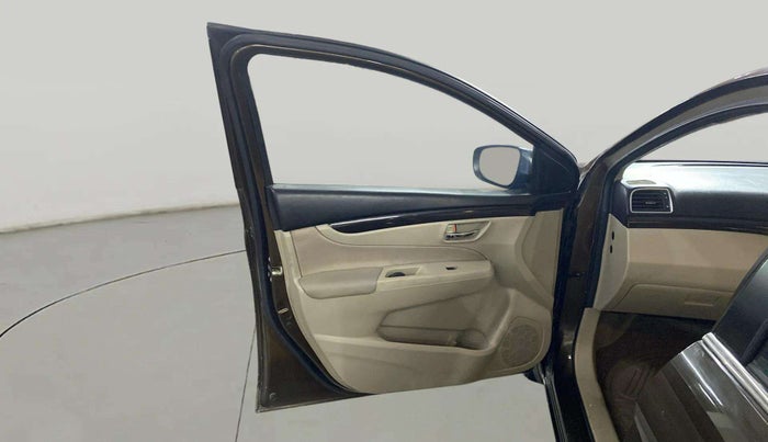 2016 Maruti Ciaz VXI+, Petrol, Manual, 64,574 km, LHS Front Door