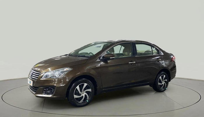 2016 Maruti Ciaz VXI+, Petrol, Manual, 64,574 km, Left Front Diagonal