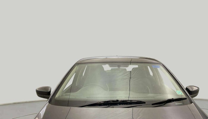 2014 Volkswagen Polo COMFORTLINE 1.2L, Petrol, Manual, 77,453 km, Front Windshield