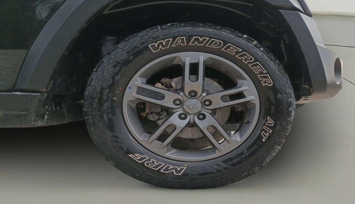 2023 Mahindra Thar LX P 2WD AT HT, Petrol, Automatic, 24,180 km, Right Front Wheel