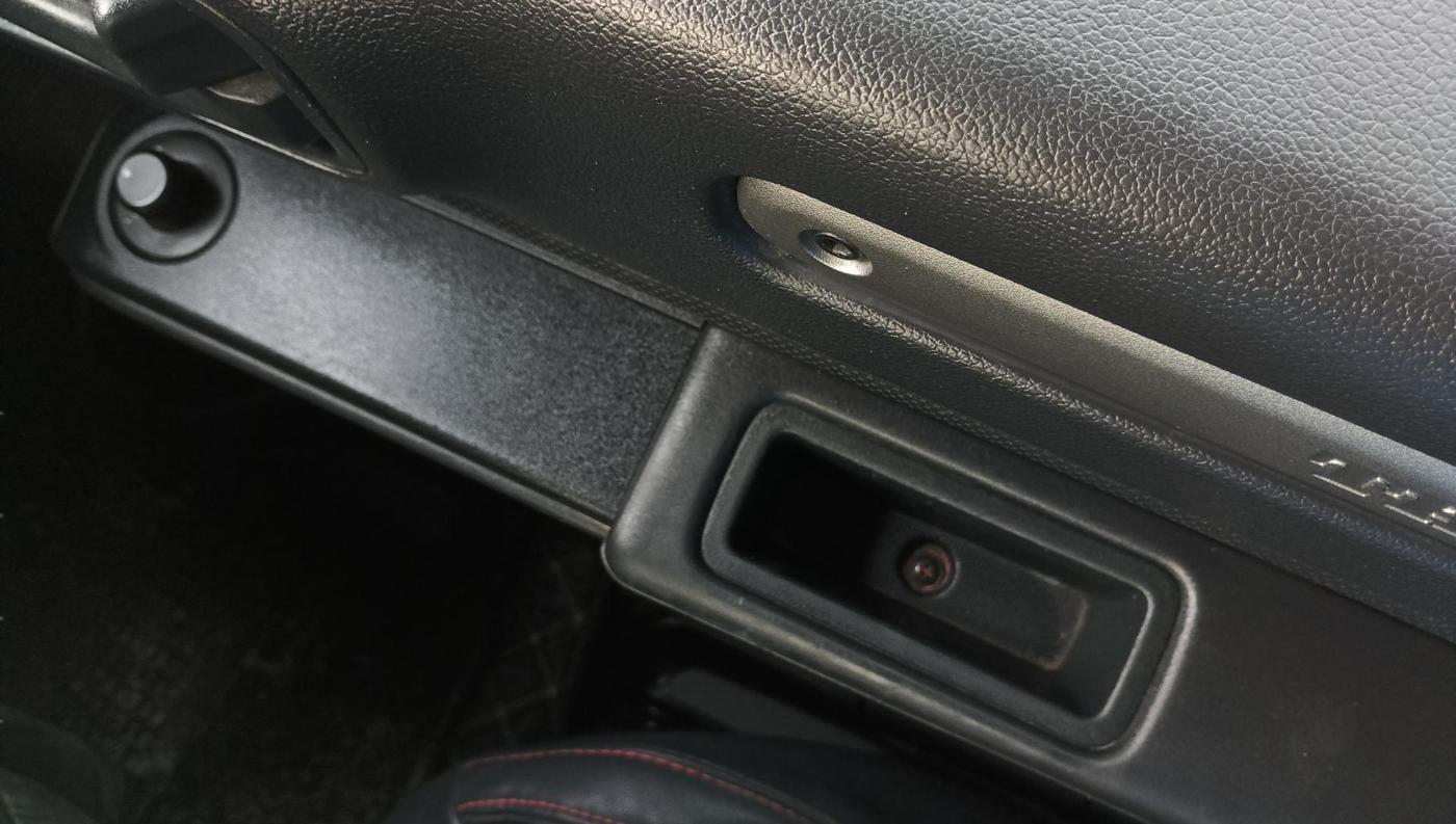 2023 Mahindra Thar LX P 2WD AT HT, Petrol, Automatic, 24,180 km, Driver Side Door Panels Control