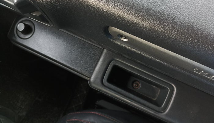2023 Mahindra Thar LX P 2WD AT HT, Petrol, Automatic, 24,180 km, Driver Side Door Panels Control