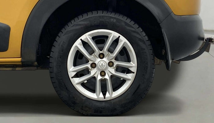 2020 Renault TRIBER RXL MT, Petrol, Manual, 56,714 km, Left Rear Wheel