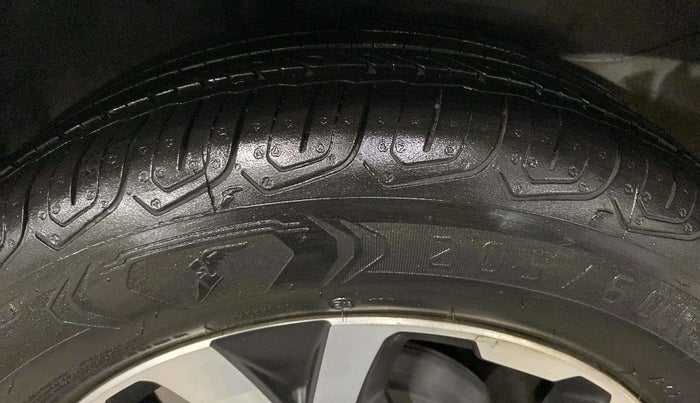 2017 Honda WR-V 1.2L I-VTEC VX MT, Petrol, Manual, 82,042 km, Right Rear Tyre Tread