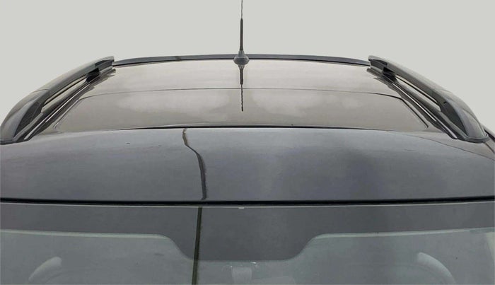 2022 Mahindra XUV300 W6 1.5 Sunroof Diesel, Diesel, Manual, 43,222 km, Moonroof/ Sunroof
