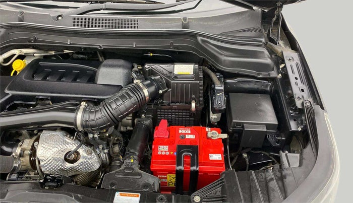 2022 Mahindra XUV300 W6 1.5 Sunroof Diesel, Diesel, Manual, 43,222 km, Engine View - Left