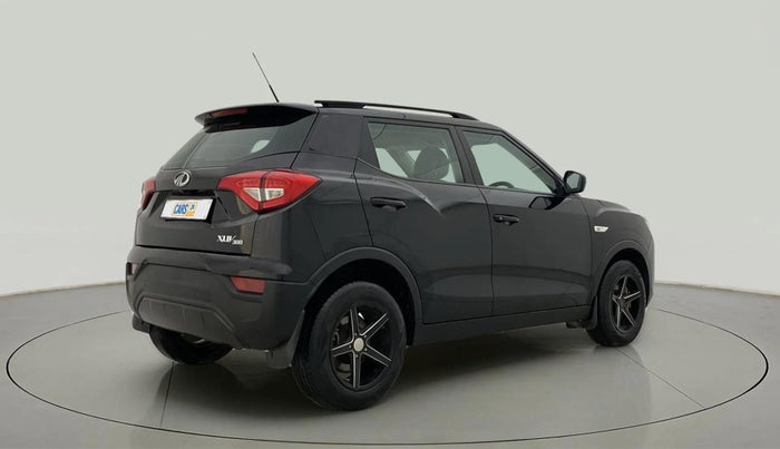 2022 Mahindra XUV300 W6 1.5 Sunroof Diesel, Diesel, Manual, 43,222 km, Right Back Diagonal