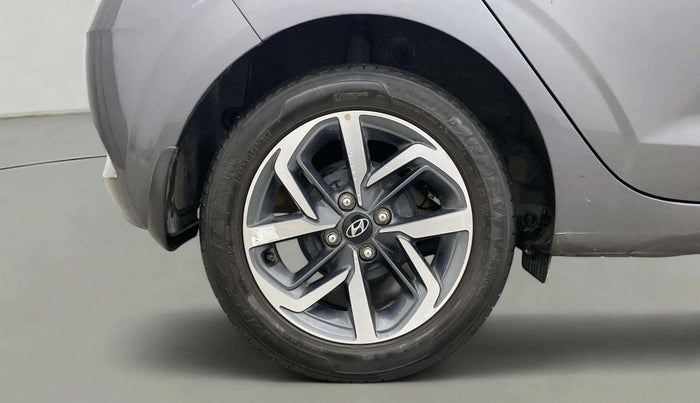 2021 Hyundai GRAND I10 NIOS ASTA AMT 1.2 KAPPA VTVT, Petrol, Automatic, 30,941 km, Right Rear Wheel