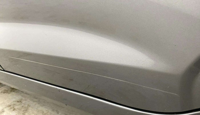 2021 Hyundai GRAND I10 NIOS ASTA AMT 1.2 KAPPA VTVT, Petrol, Automatic, 30,941 km, Rear left door - Minor scratches