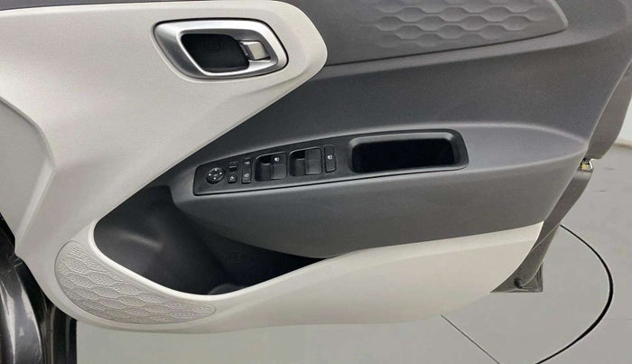 2021 Hyundai GRAND I10 NIOS ASTA AMT 1.2 KAPPA VTVT, Petrol, Automatic, 30,941 km, Driver Side Door Panels Control