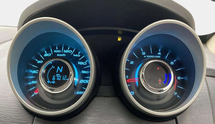 2015 Mahindra XUV500 W10, Diesel, Manual, 66,980 km, Odometer Image