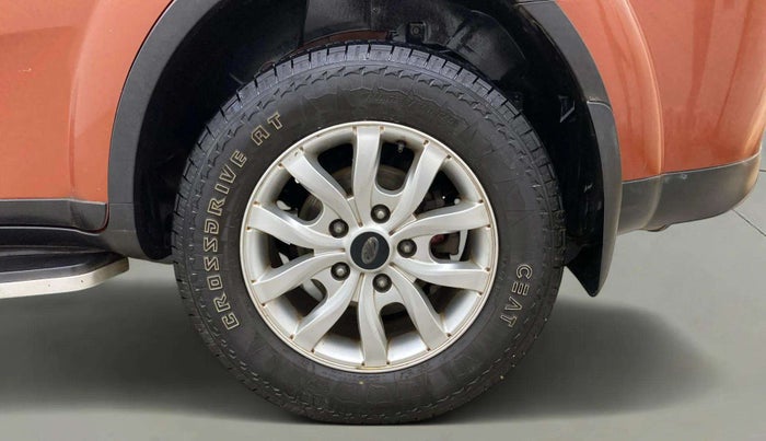 2015 Mahindra XUV500 W10, Diesel, Manual, 66,980 km, Left Rear Wheel