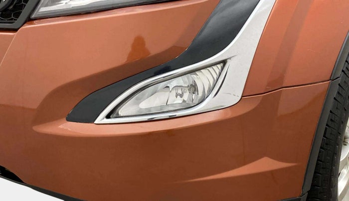 2015 Mahindra XUV500 W10, Diesel, Manual, 66,980 km, Front bumper - Minor scratches