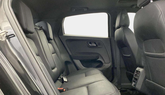 2023 Tata ALTROZ  XZA Plus Sunroof Dark Edition, Petrol, Automatic, 16,862 km, Right Side Rear Door Cabin