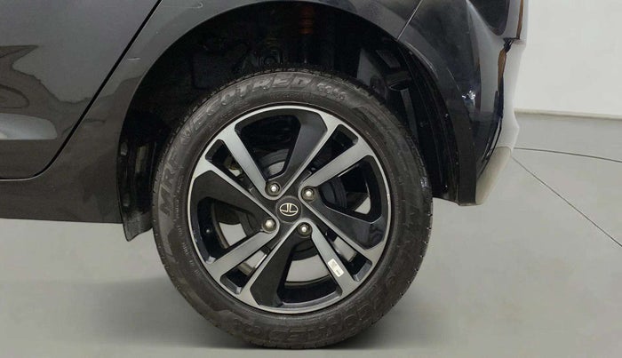 2023 Tata ALTROZ  XZA Plus Sunroof Dark Edition, Petrol, Automatic, 16,862 km, Left Rear Wheel