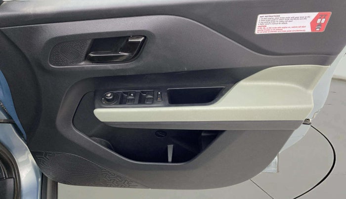 2023 Tata PUNCH ADVENTURE AMT, Petrol, Automatic, 4,049 km, Driver Side Door Panels Control