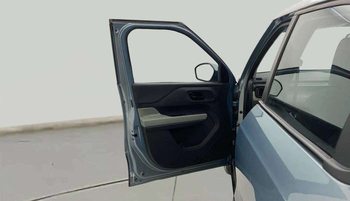 2023 Tata PUNCH ADVENTURE AMT, Petrol, Automatic, 4,049 km, LHS Front Door