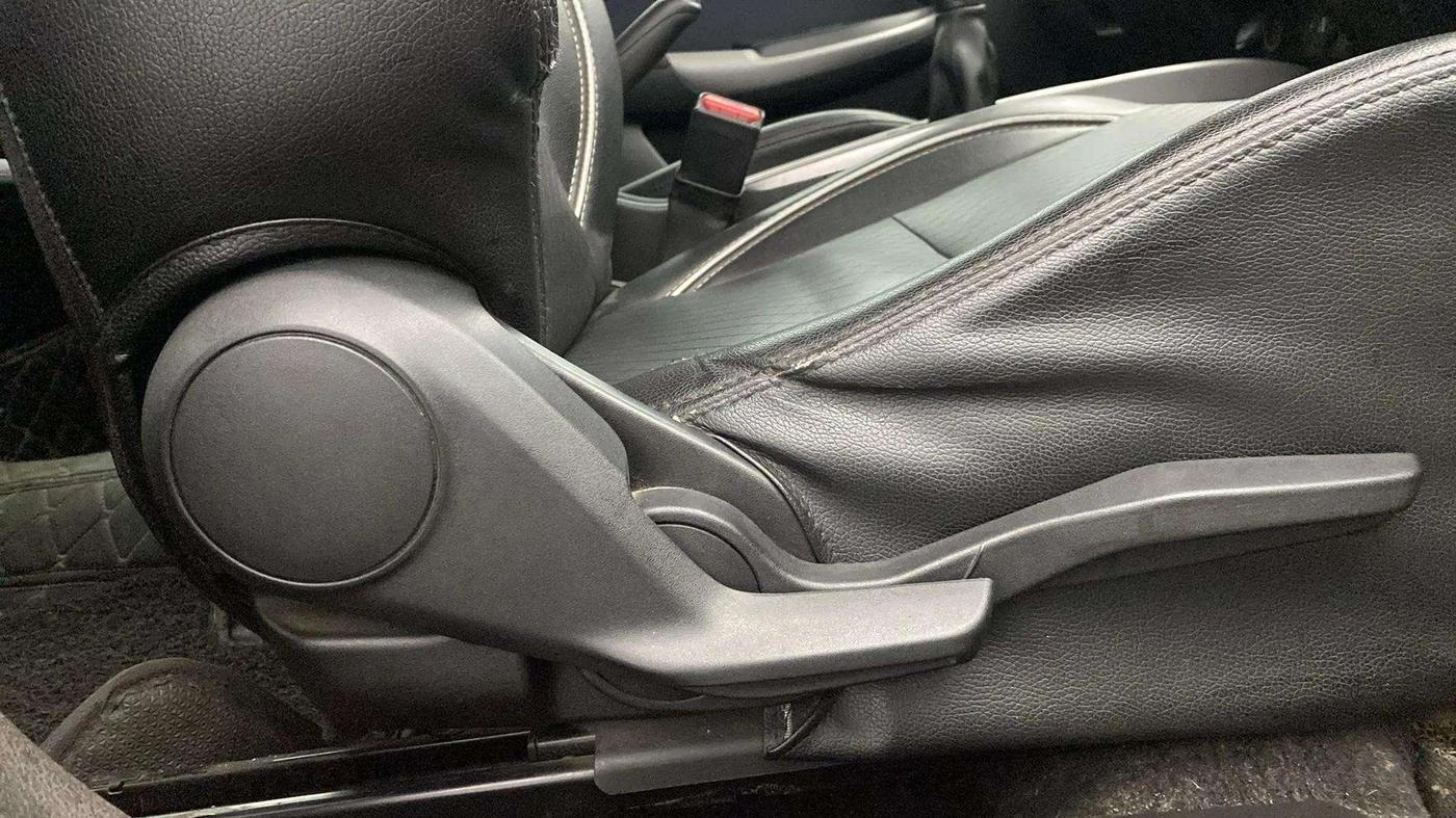 2020 Toyota Glanza V, Petrol, Manual, 77,753 km, Driver Side Adjustment Panel