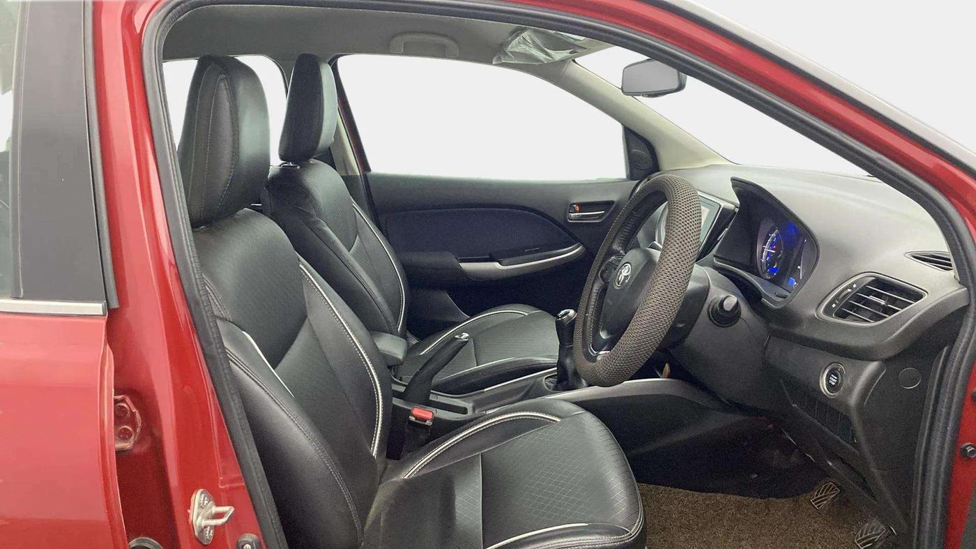2020 Toyota Glanza V, Petrol, Manual, 77,753 km, Right Side Front Door Cabin