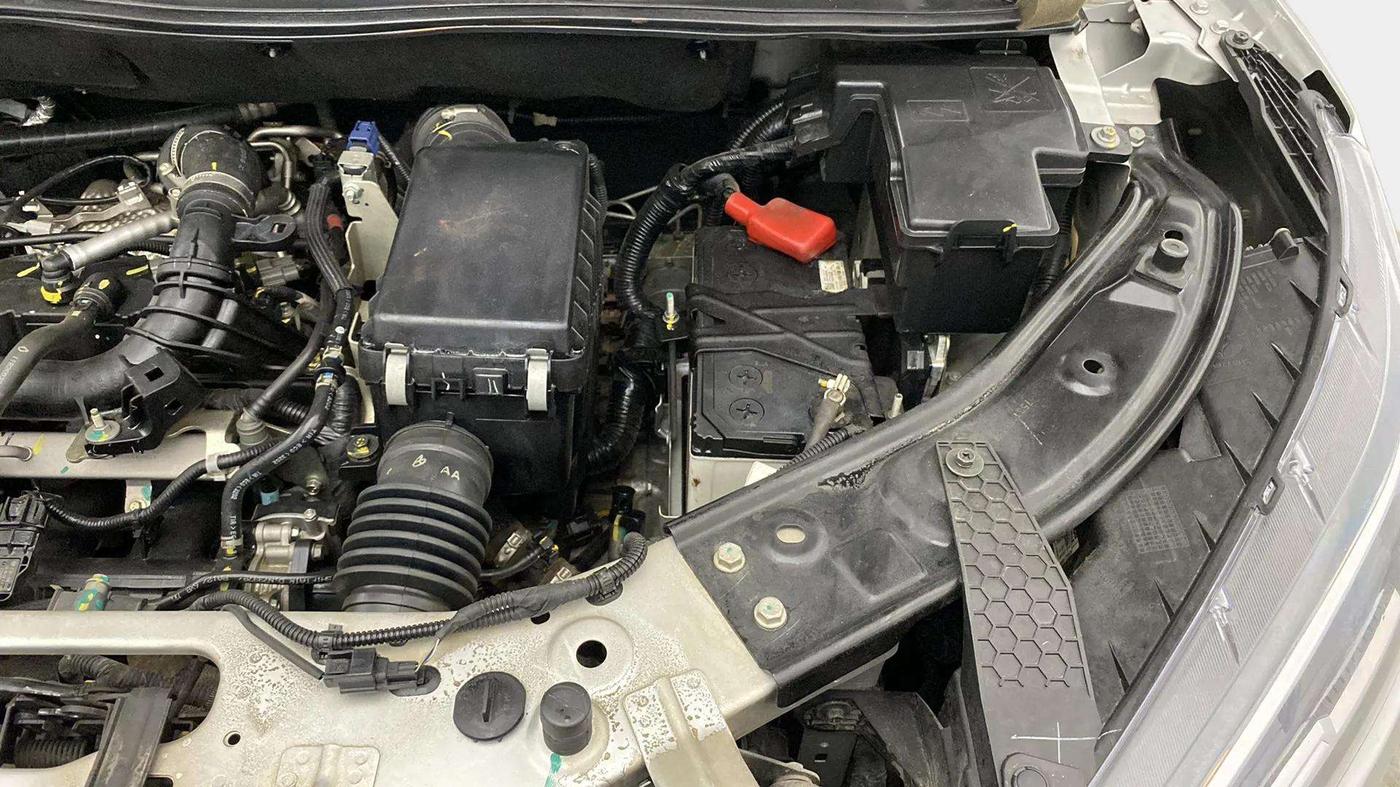 2023 Nissan MAGNITE XV PREMIUM TURBO CVT, Petrol, Automatic, 36,095 km, Engine View - Left
