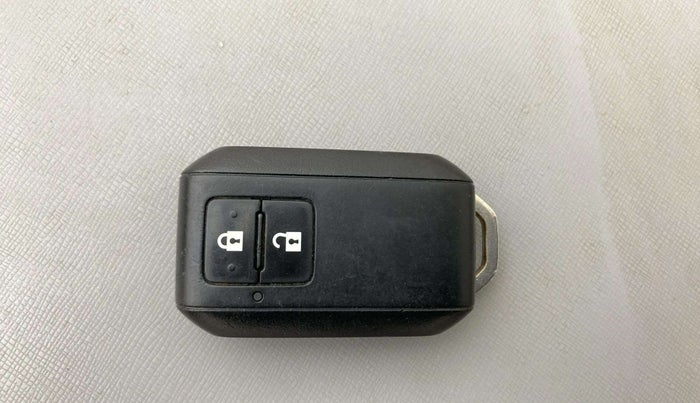 2022 Maruti Swift ZXI PLUS DUAL TONE, Petrol, Manual, 84,062 km, Key Close Up