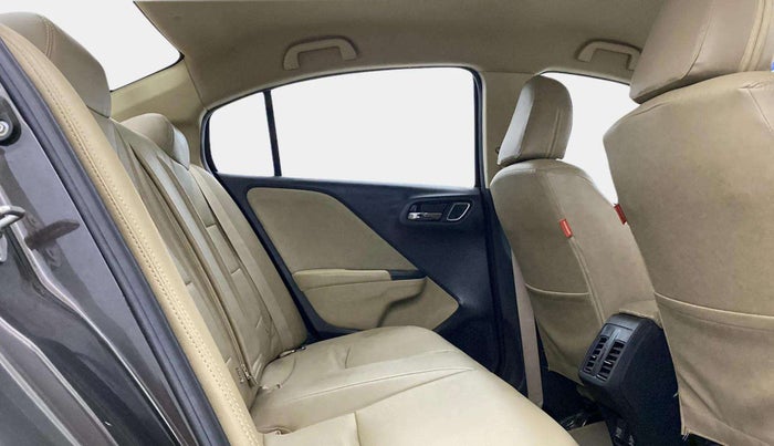 2019 Honda City 1.5L I-VTEC V MT, Petrol, Manual, 77,208 km, Right Side Rear Door Cabin