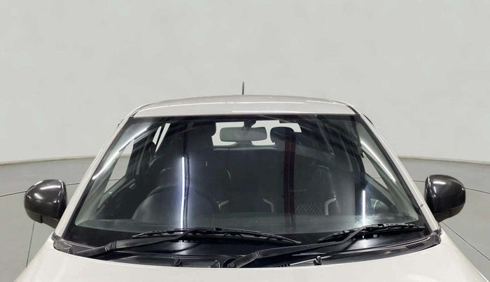 2015 Maruti Swift LXI, Petrol, Manual, 22,310 km, Front Windshield